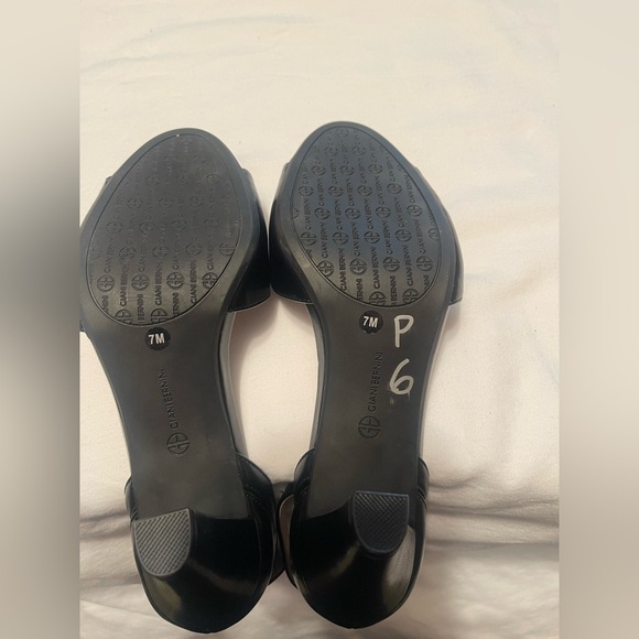 GIANI BERNINI ,Black Leather Women's Sandals - Picture 5 of 6
